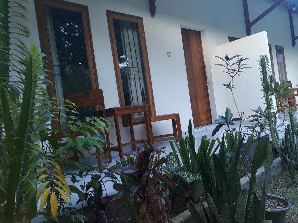 Herry Homestay Kuta  Экстерьер фото